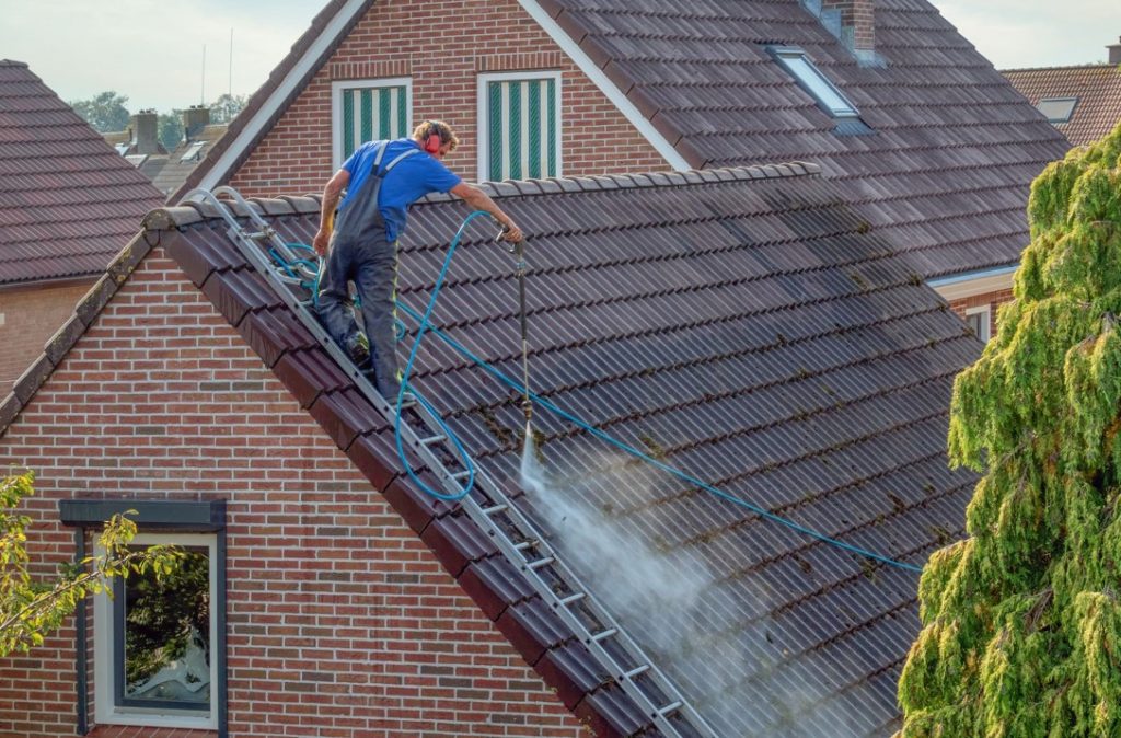 Step-by-step roof moss removal